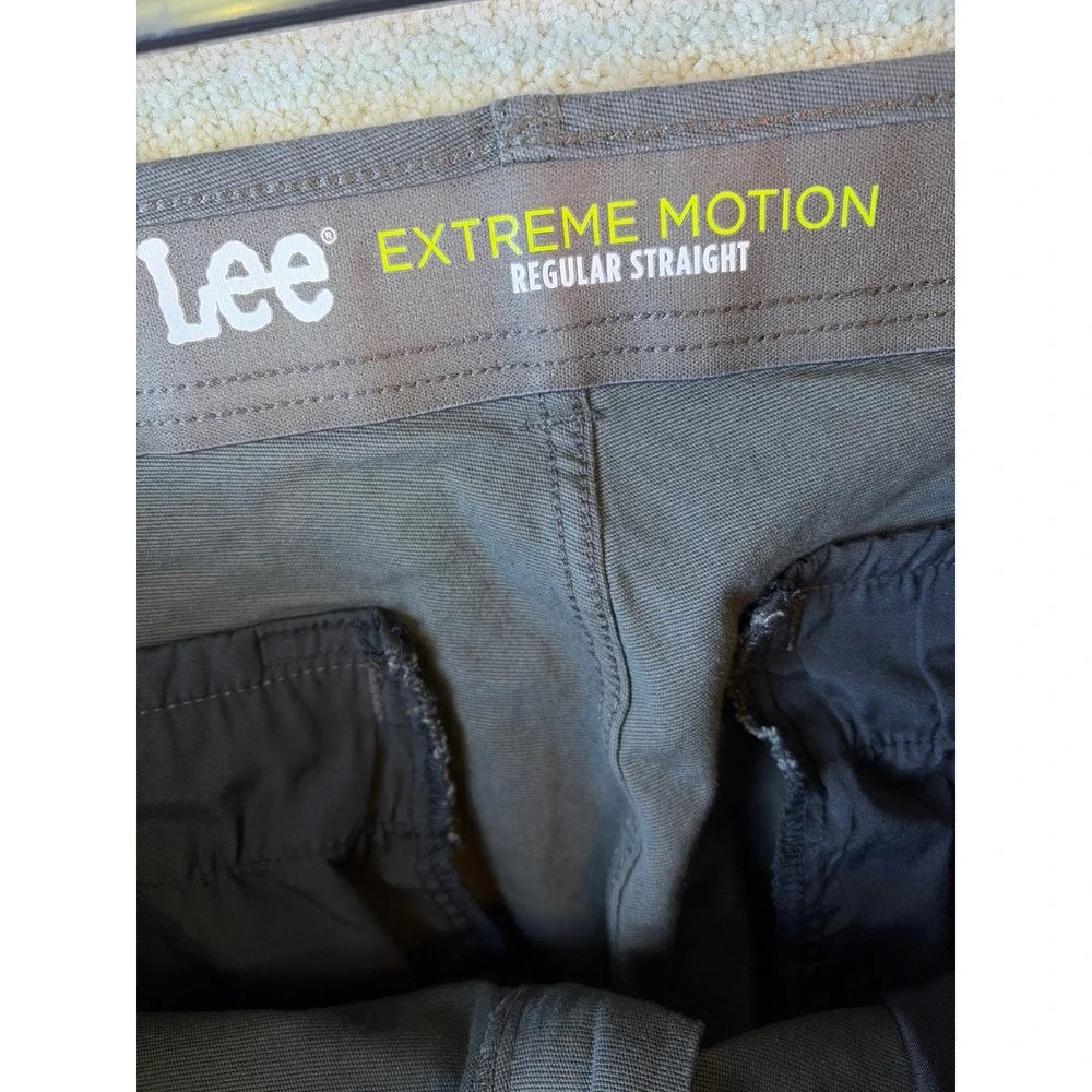 Lee Extreme Motion Cargo Pants Mens 36x29 Gray Regular Straight Fit Stretch